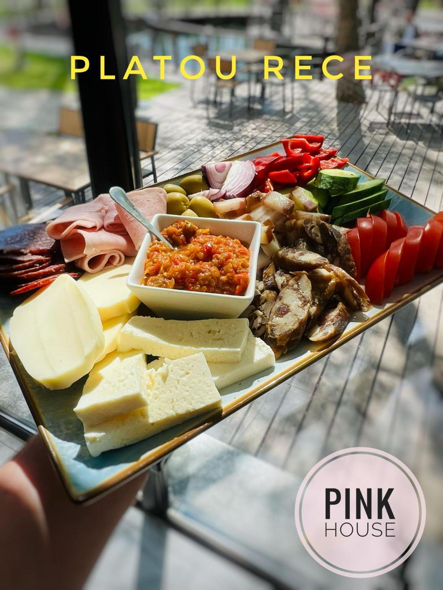 Pensiunea Pink House Runcu Hotel Runcu  Luaran gambar